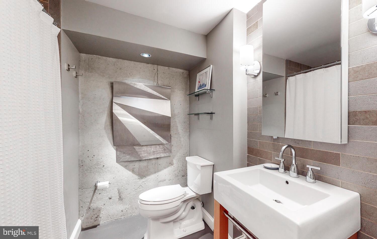 CAMBRIA - Residential