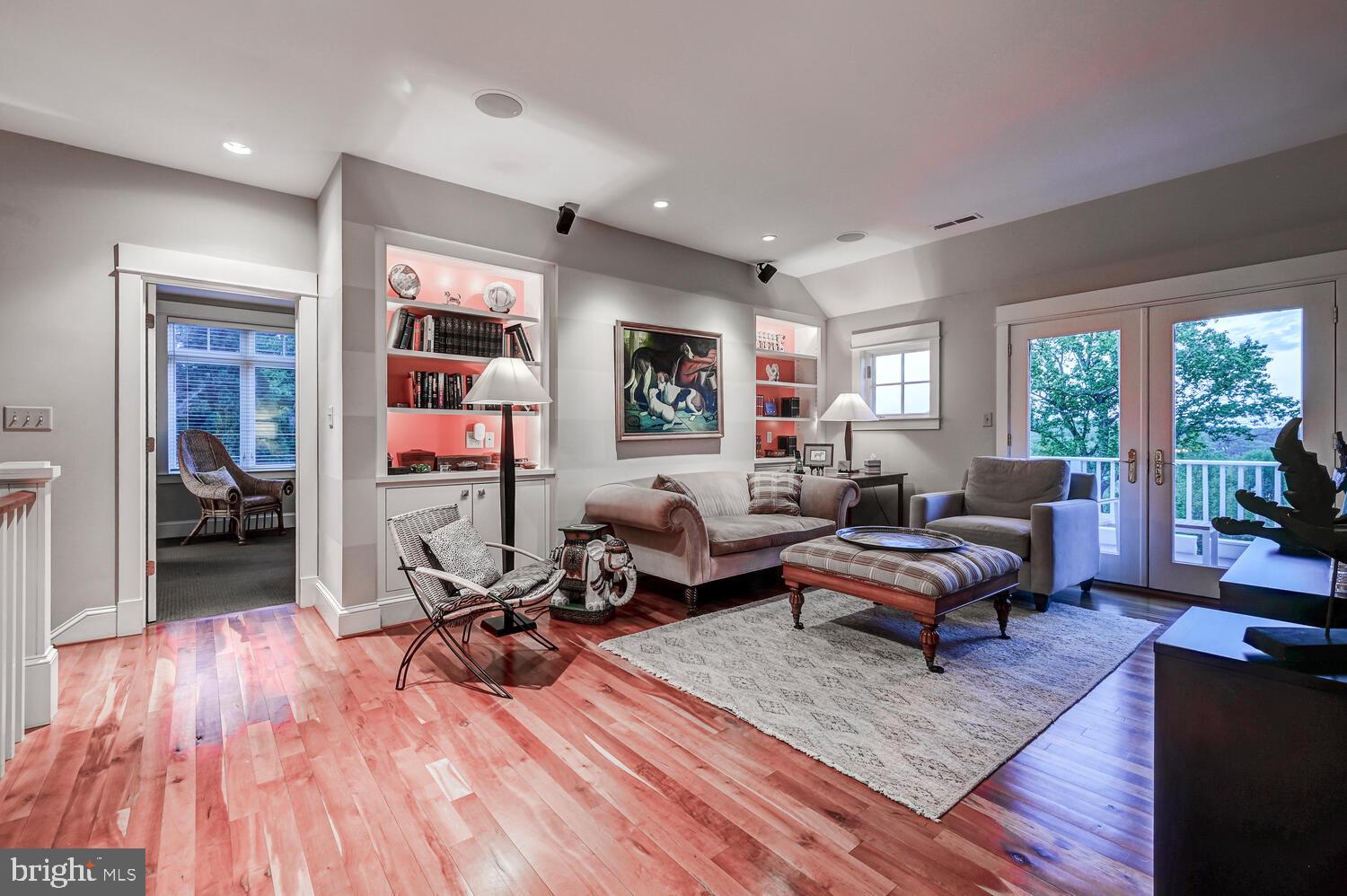 CAMBRIA - Residential