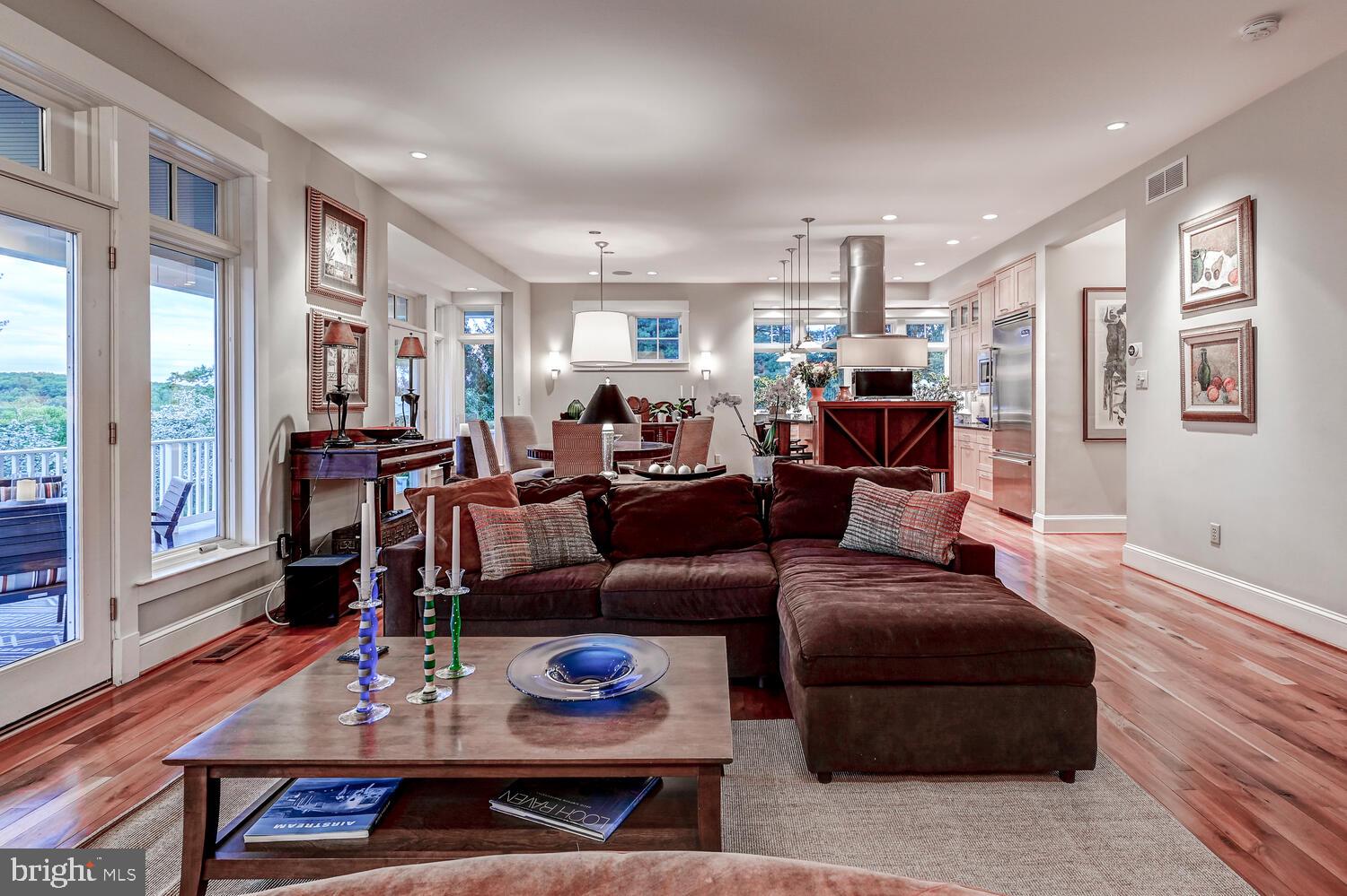 CAMBRIA - Residential