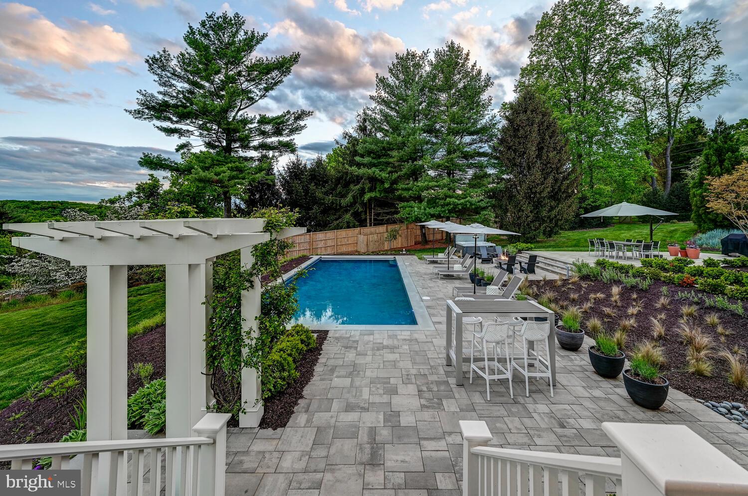 CAMBRIA - Residential