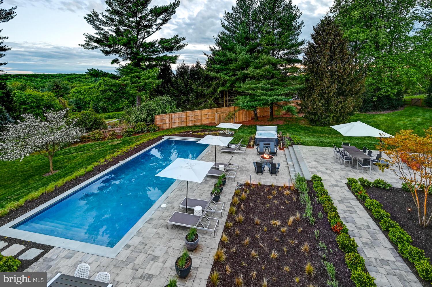 CAMBRIA - Residential