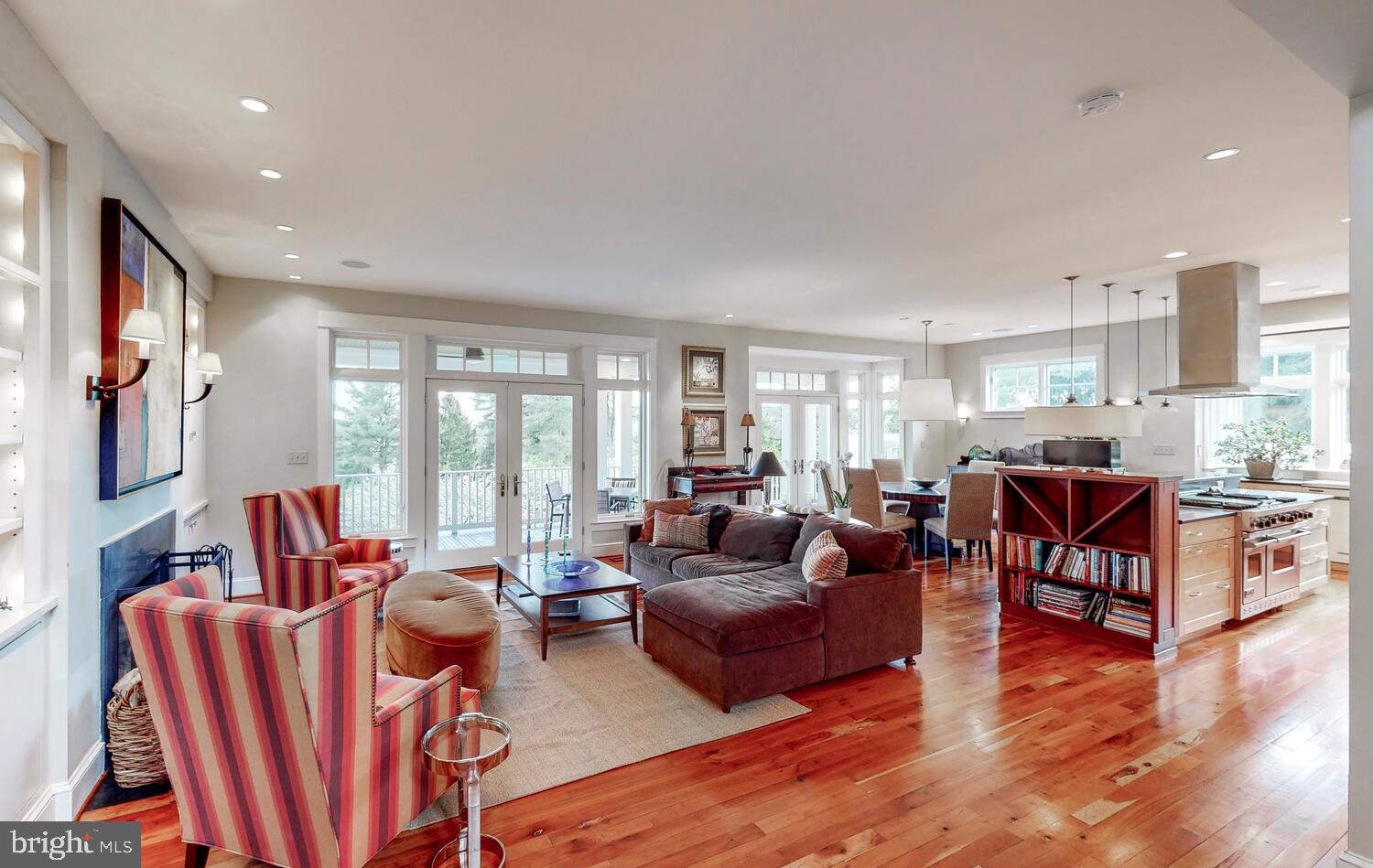 CAMBRIA - Residential