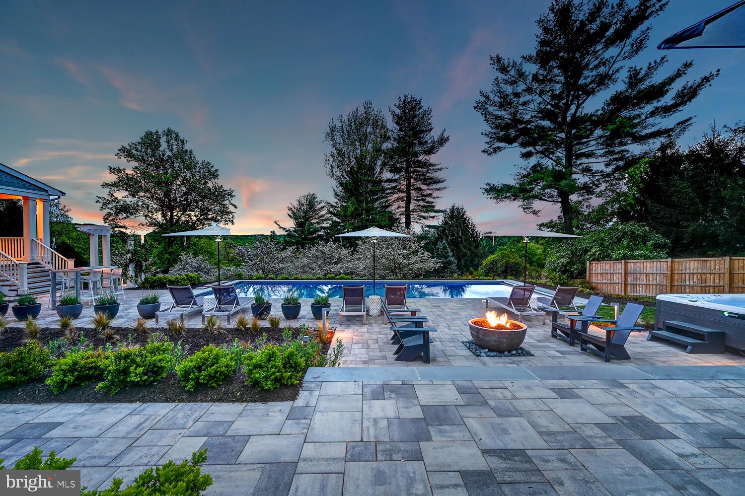 CAMBRIA - Residential