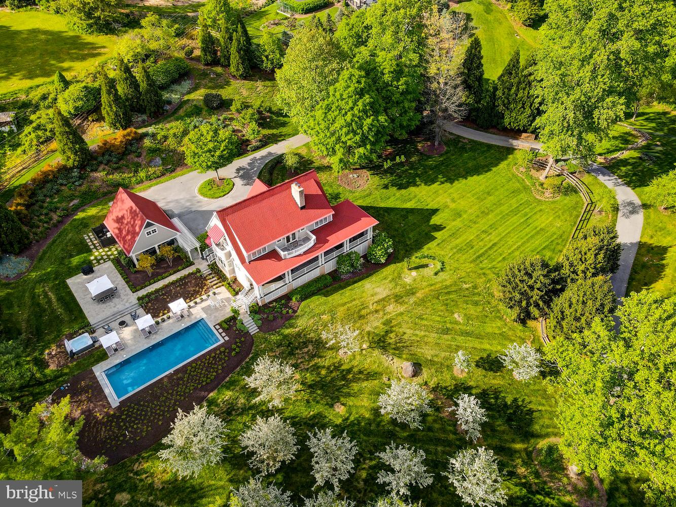 CAMBRIA - Residential