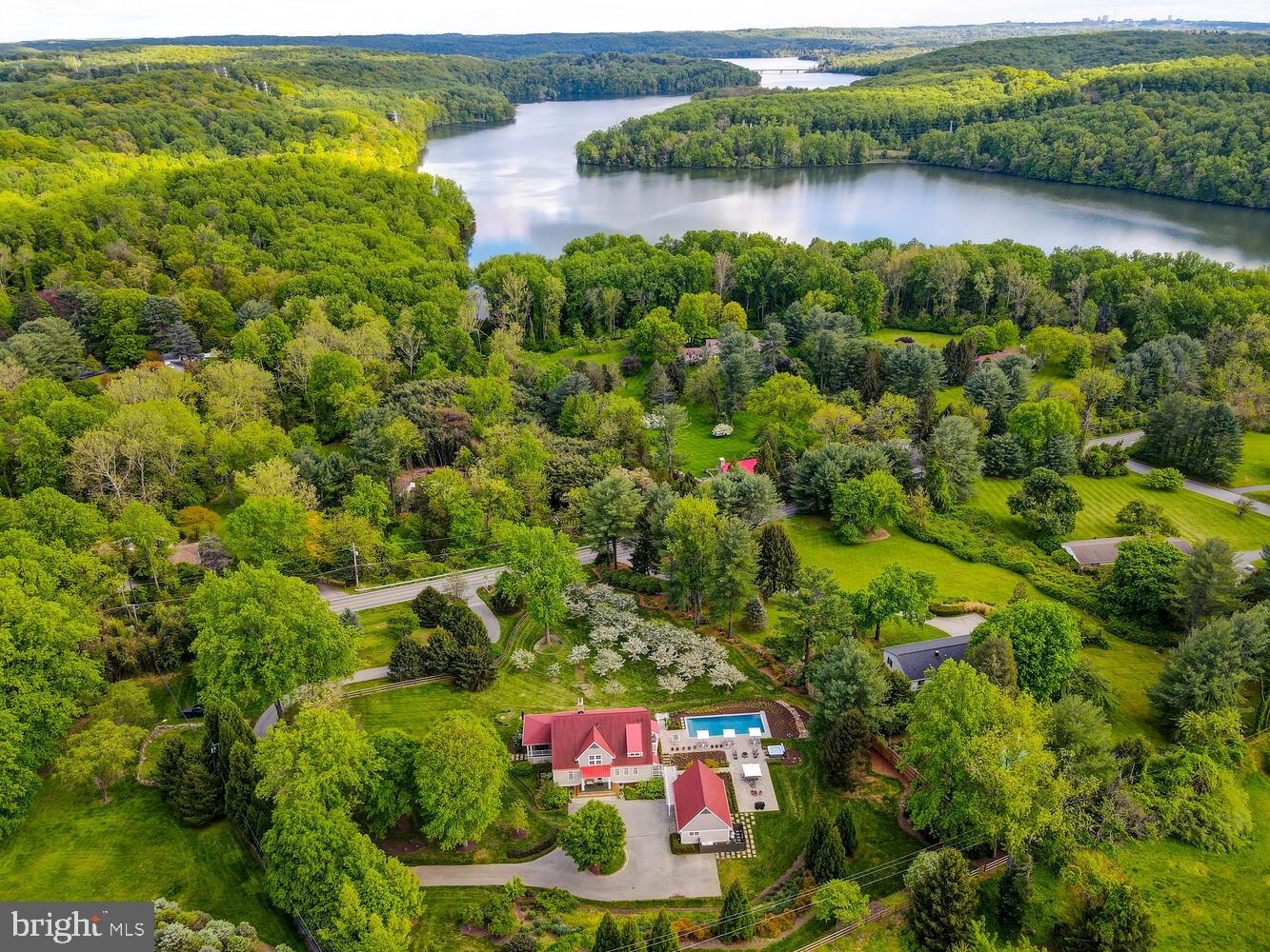 CAMBRIA - Residential