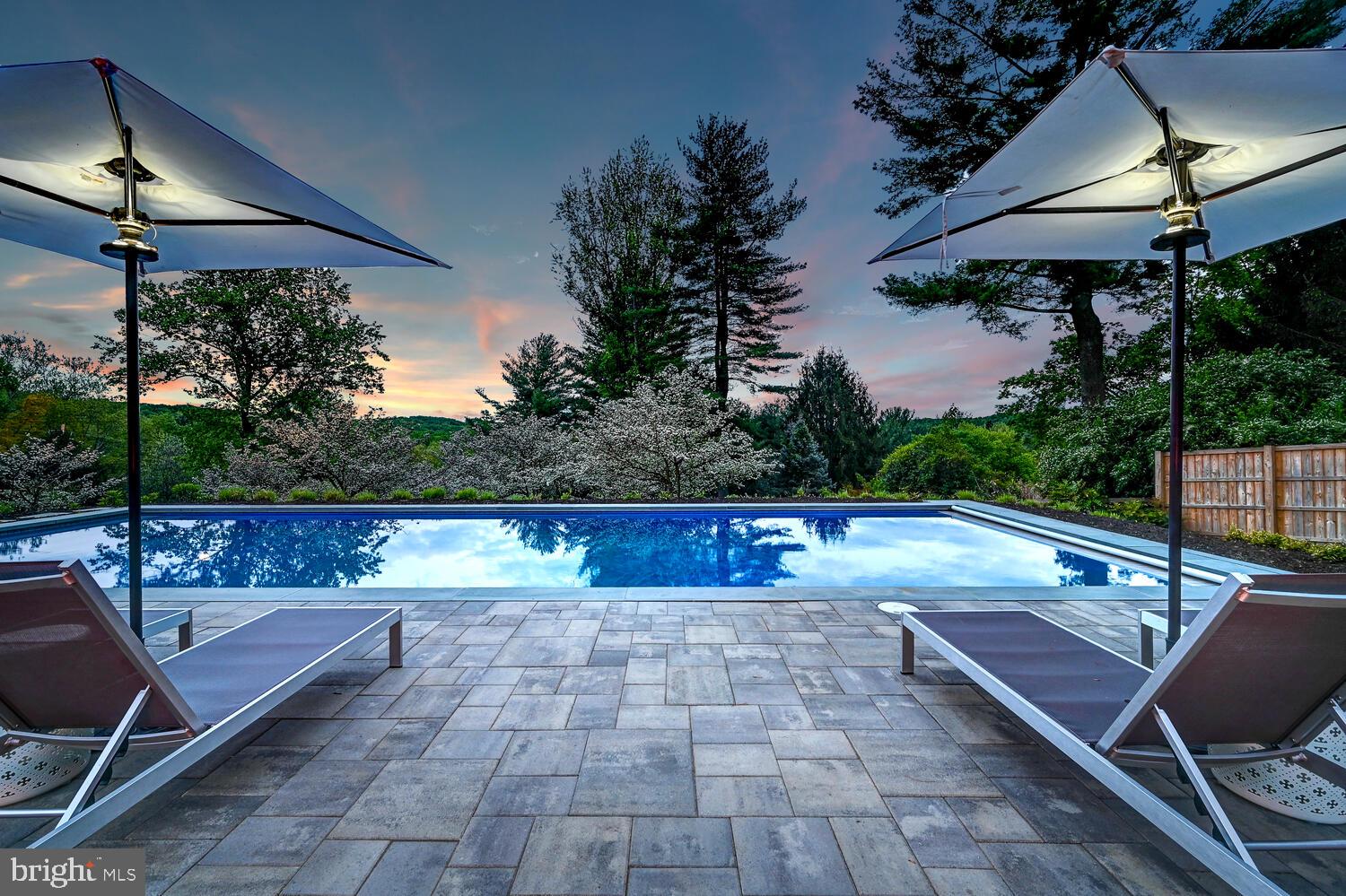 CAMBRIA - Residential