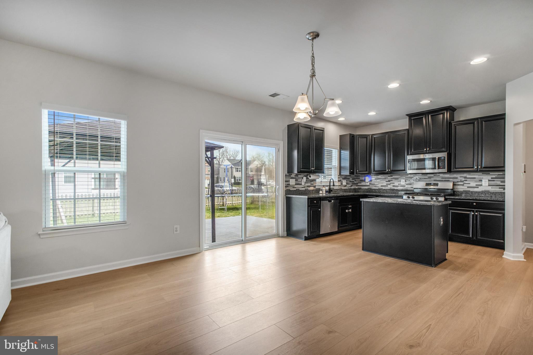 LEES PARKE - Residential