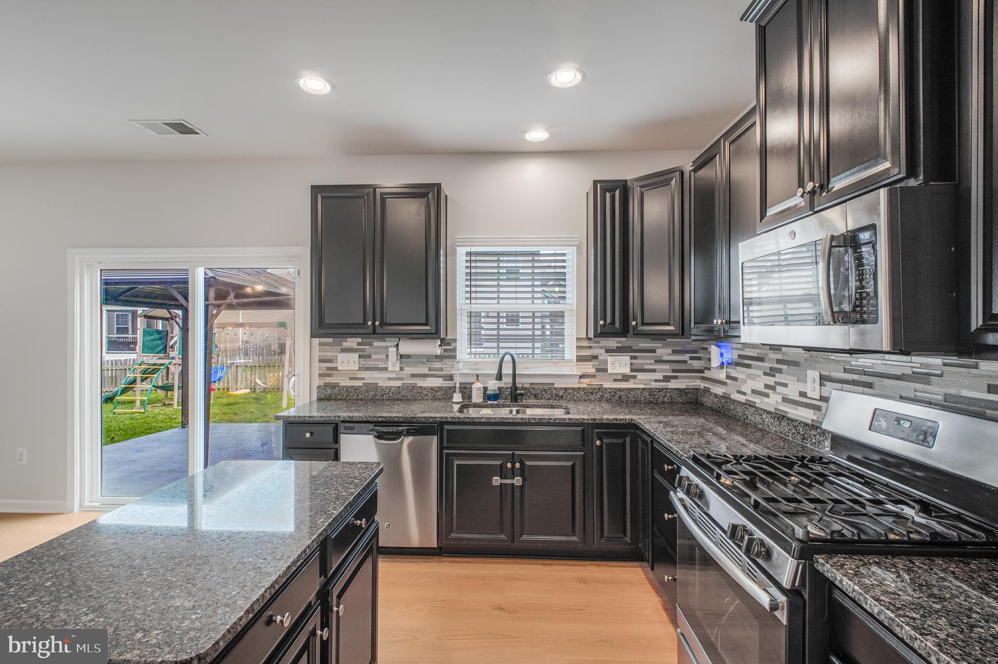 LEES PARKE - Residential