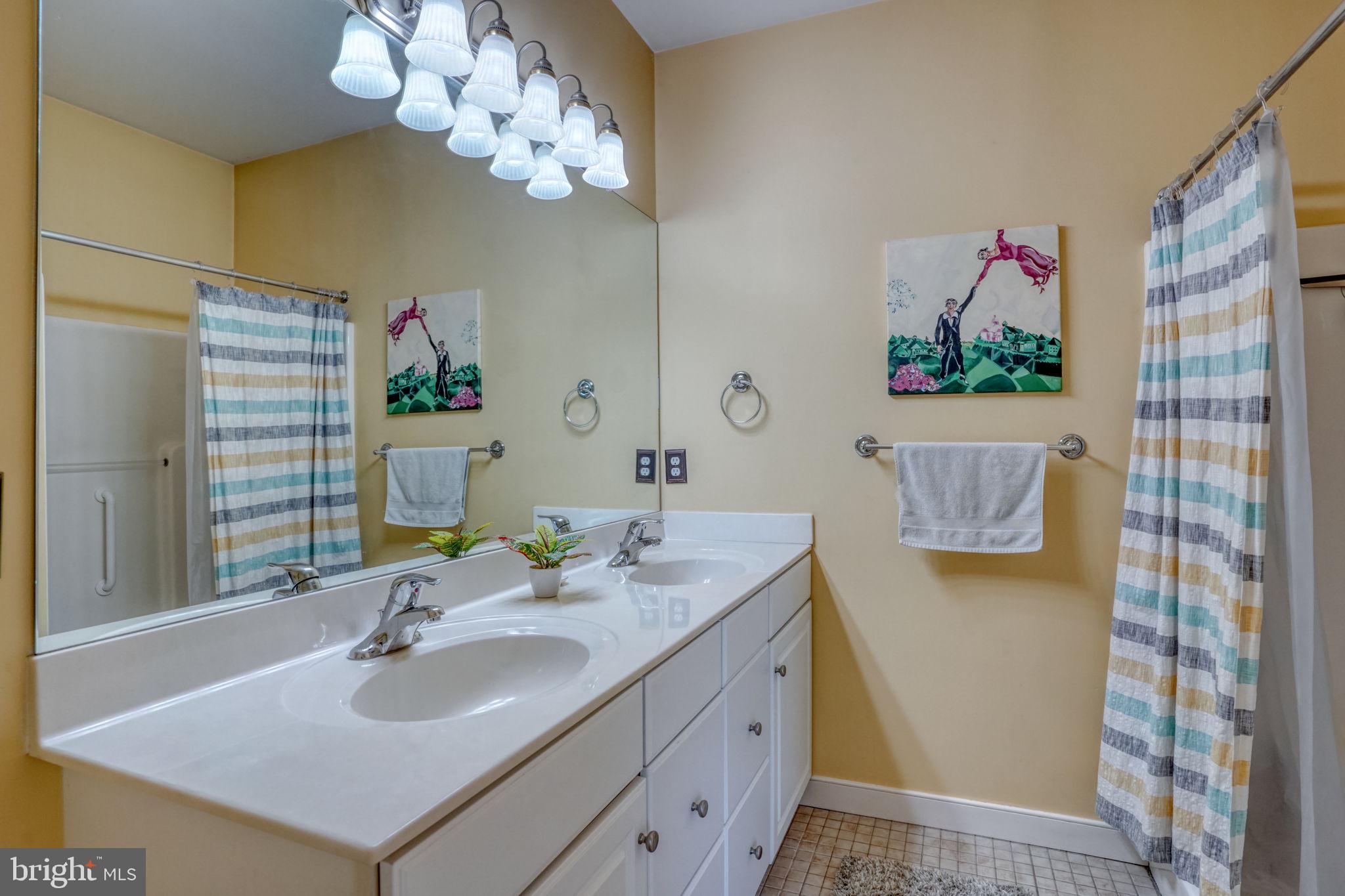 CEDAR BAY - Residential