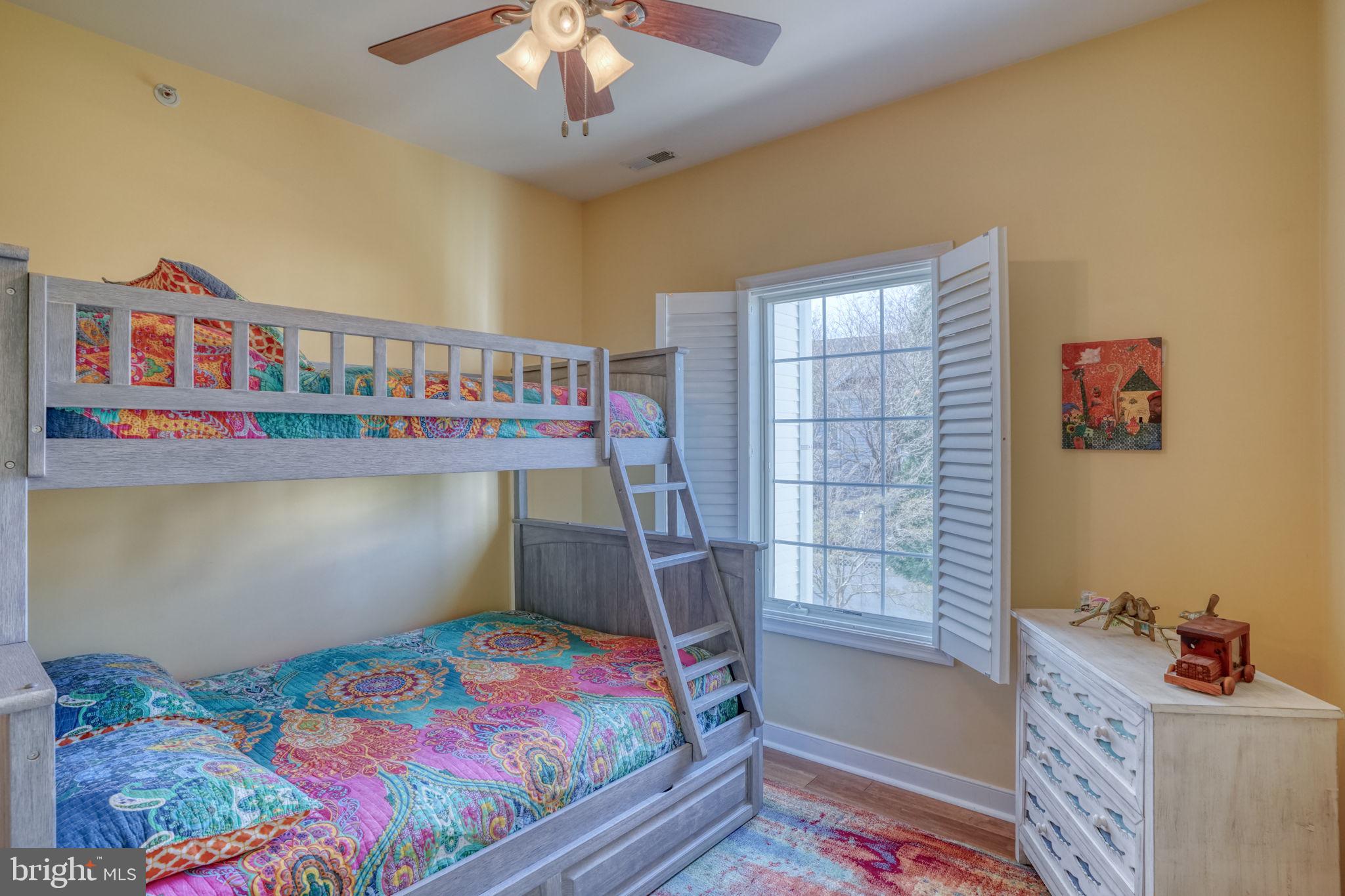 CEDAR BAY - Residential