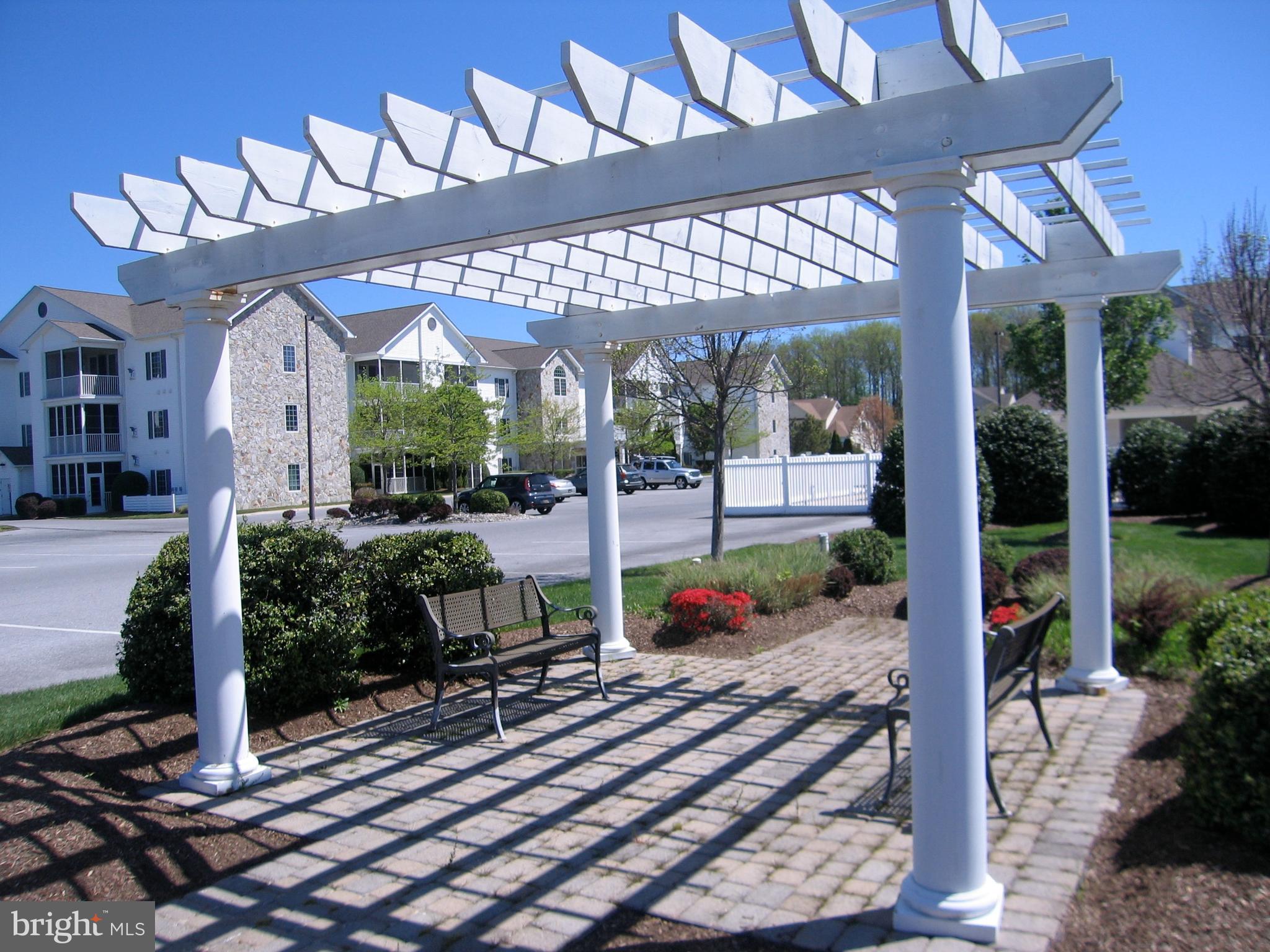 CEDAR BAY - Residential