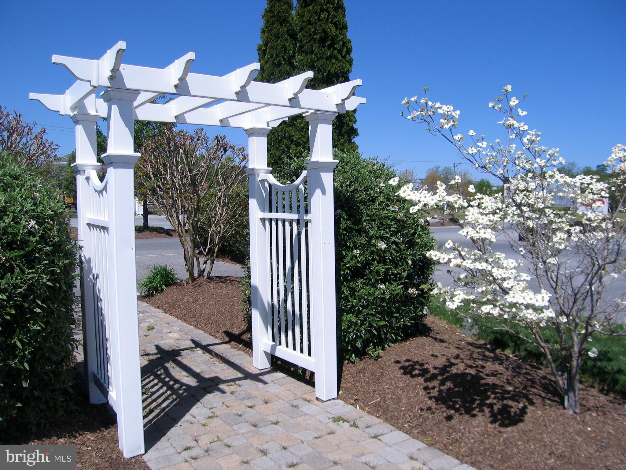 CEDAR BAY - Residential