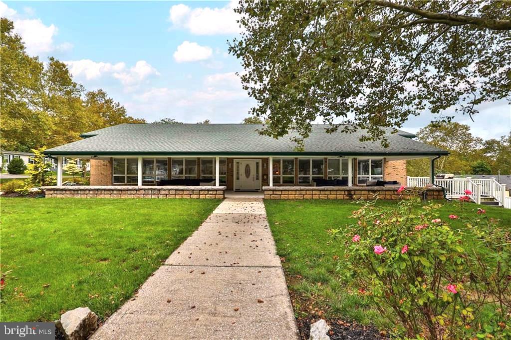 HICKORY HILLS - Residential