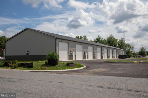 Photo of 320 Mullet Run Street, MILFORD, DE 19963 (MLS # DEKT2030106) Photo of 320 Mullet Run Street, MILFORD, DE 19963 (MLS # DEKT2030106)