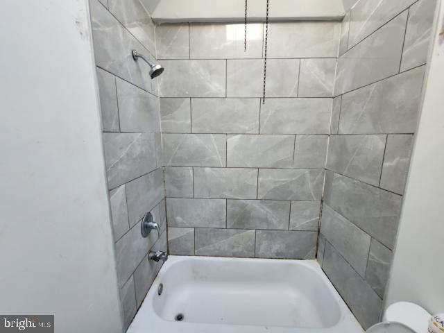 PHILADELPHIA (SOUTHWEST) - Residential