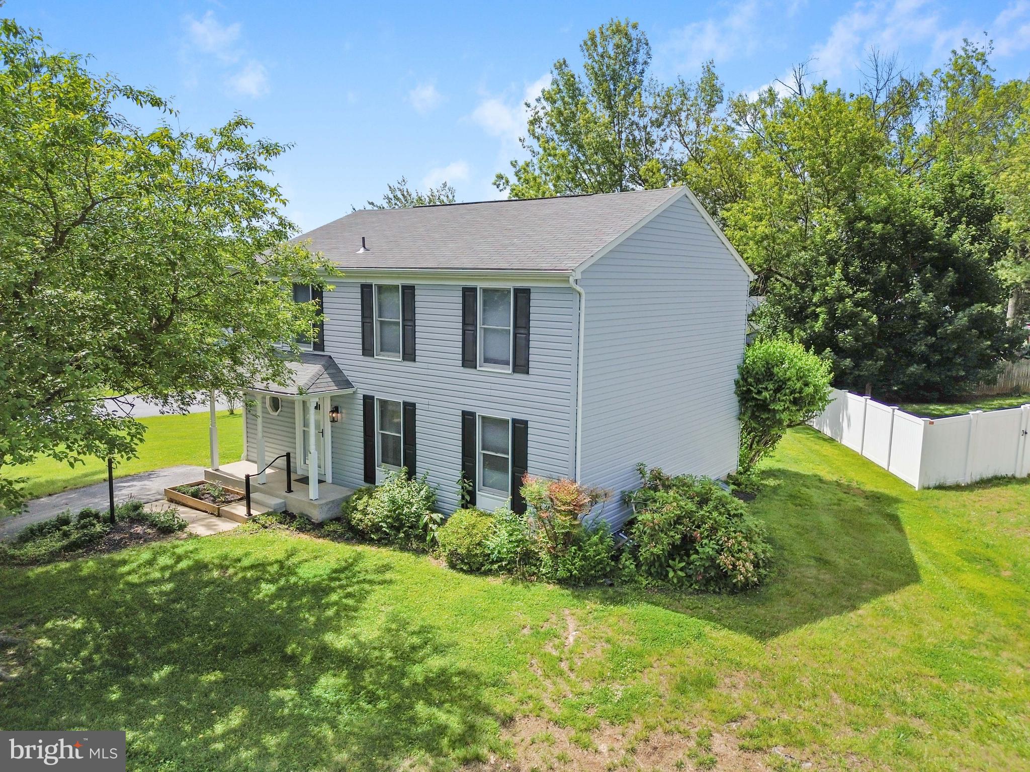 GLADE MANOR - Residential