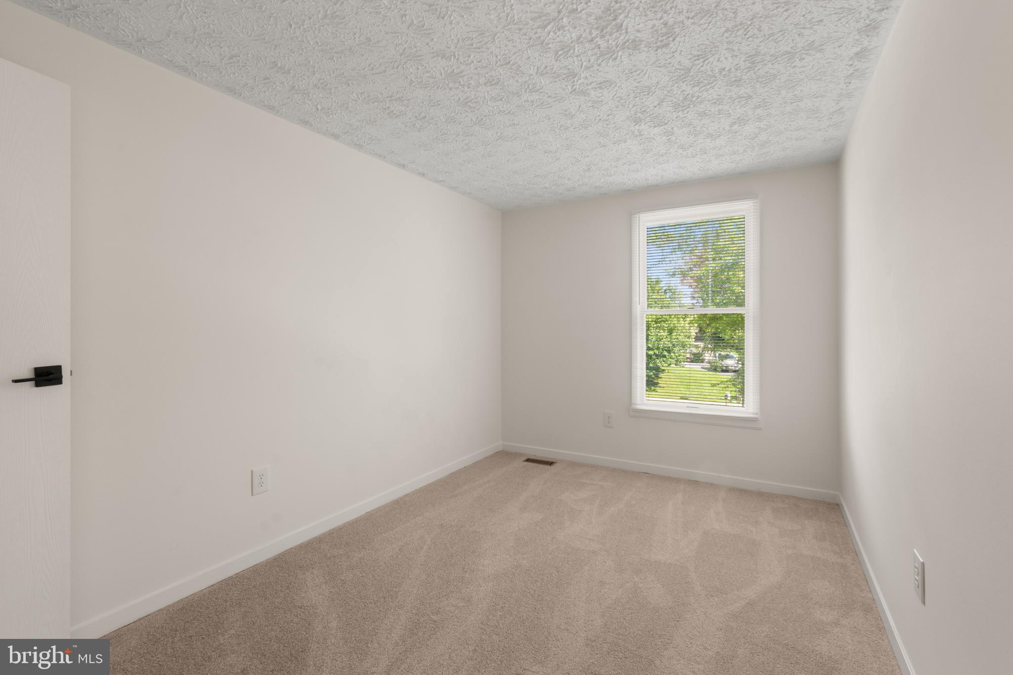 GLADE MANOR - Residential