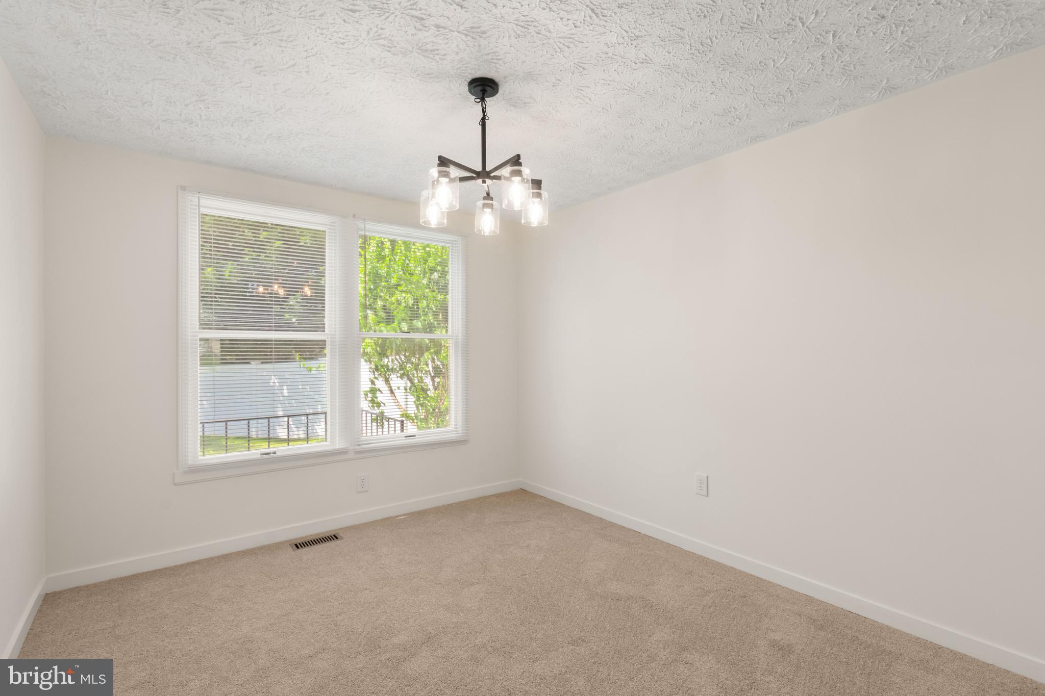 GLADE MANOR - Residential