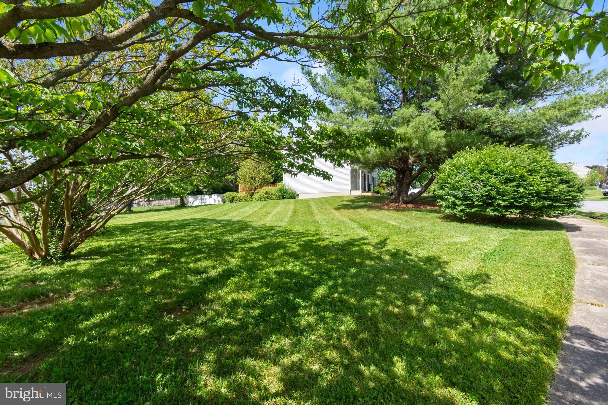 GLADE MANOR - Residential