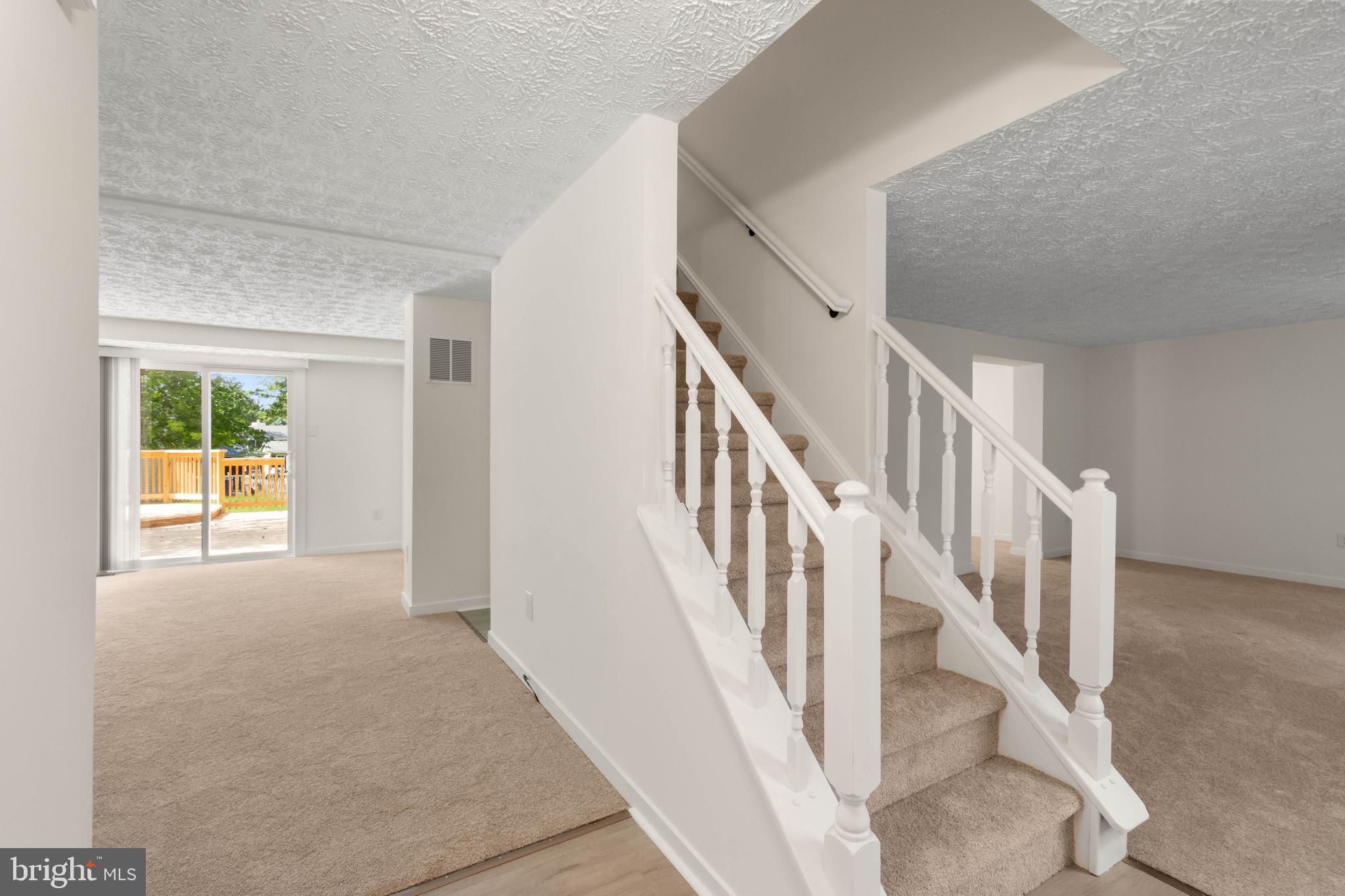 GLADE MANOR - Residential