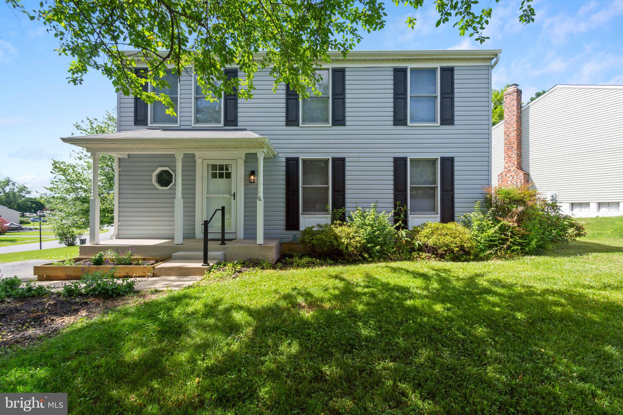 GLADE MANOR - Residential