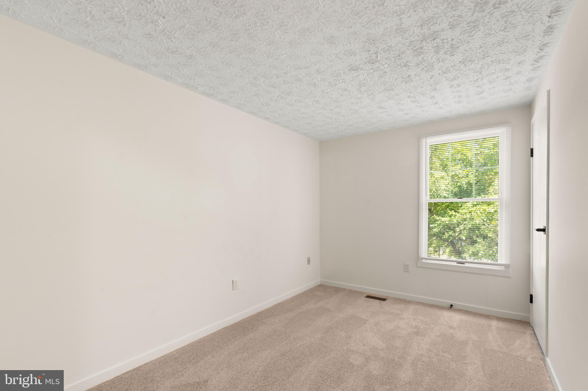 GLADE MANOR - Residential