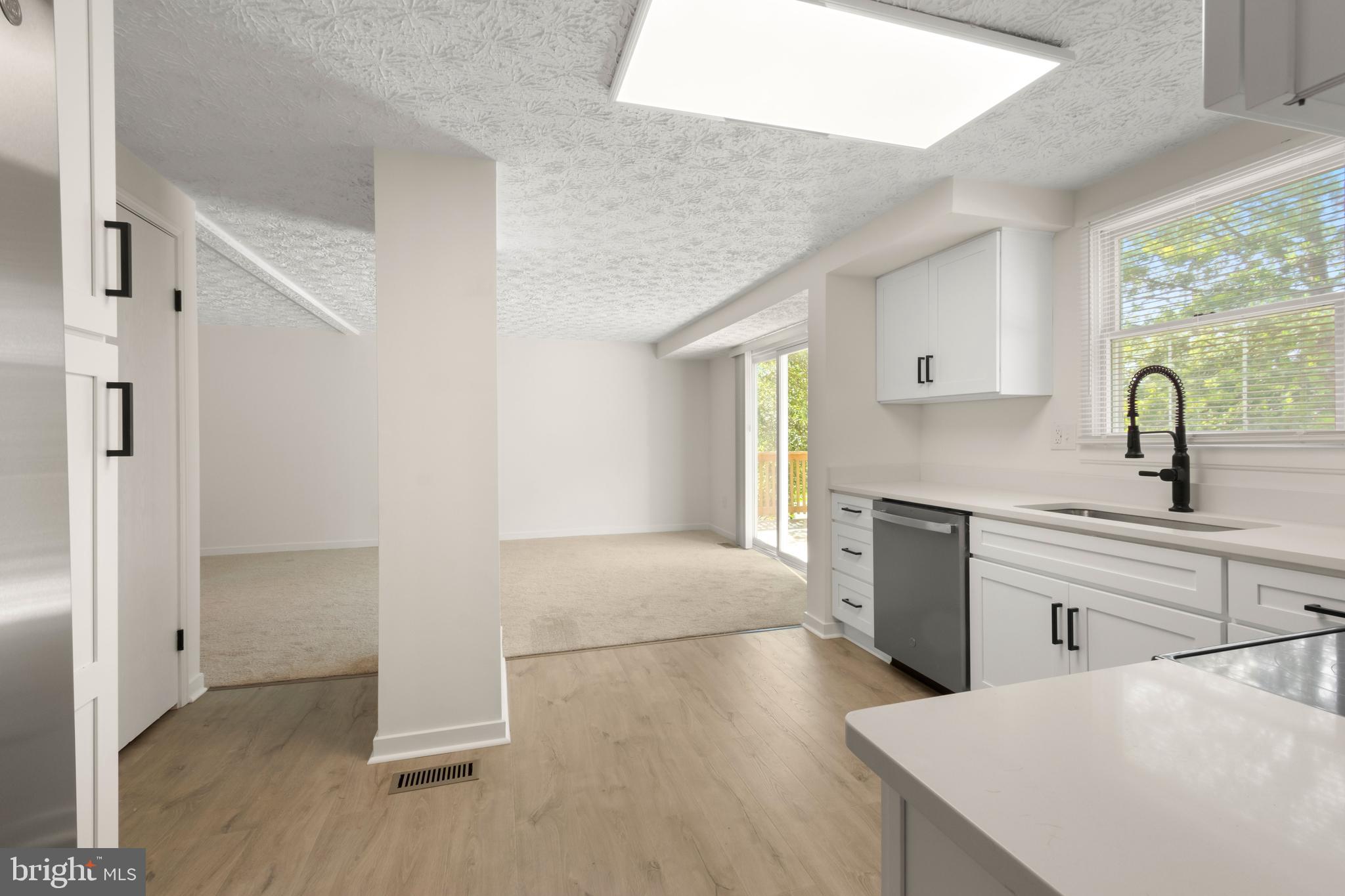 GLADE MANOR - Residential