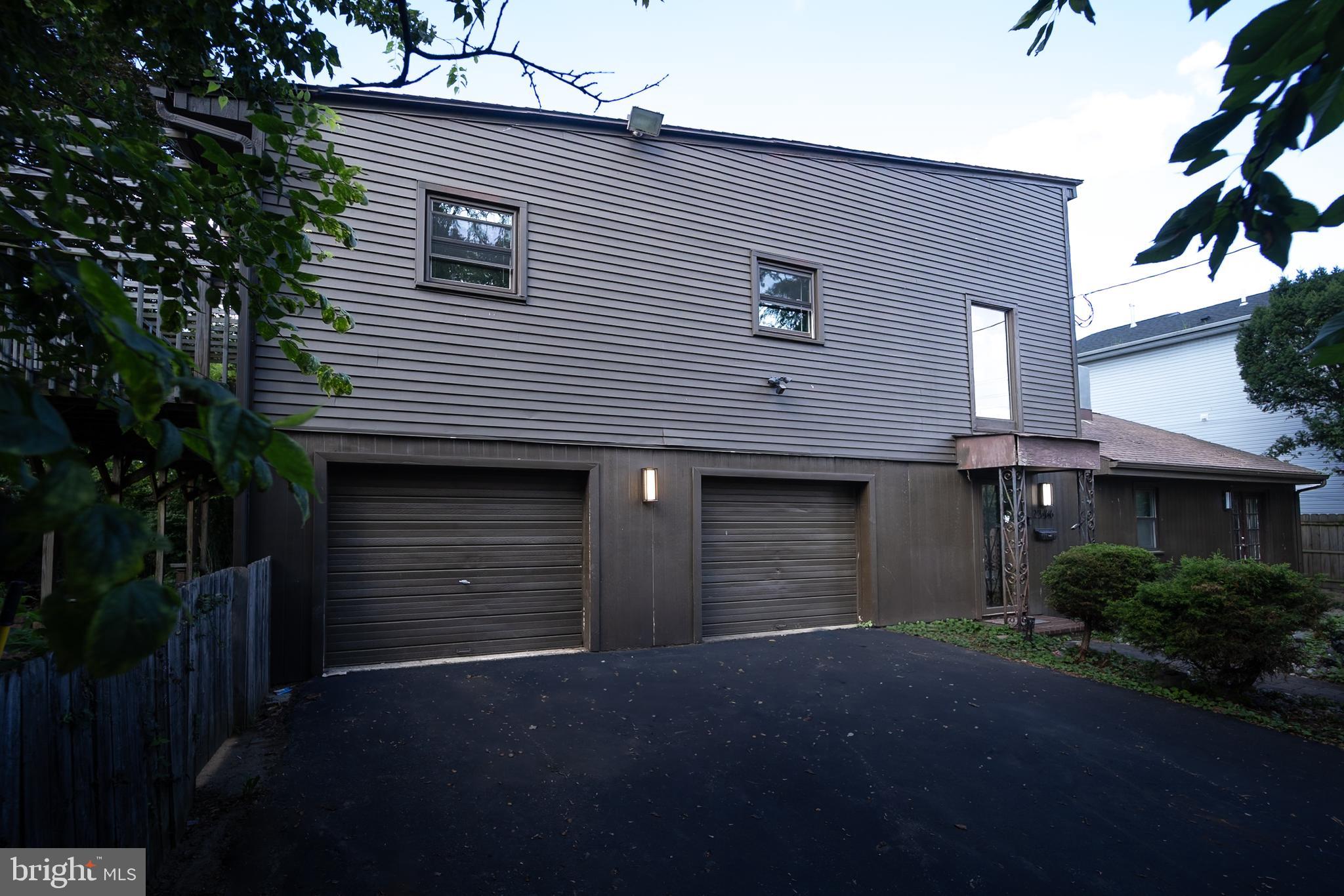2566 43RD STREET