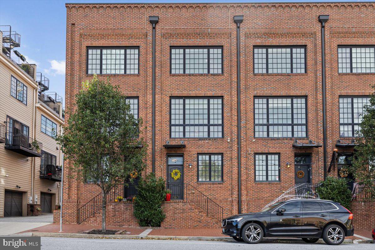 BREWERS HILL - Residential