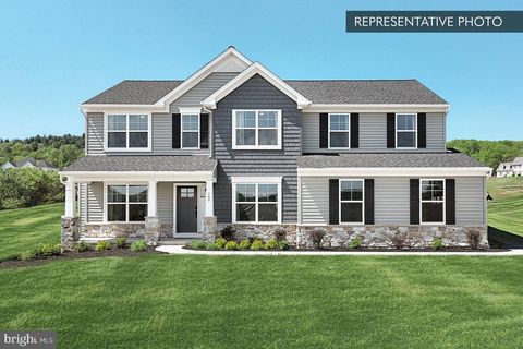 2010 SETTLERS RIDGE LOT 4 SLATINGTON PA 18080