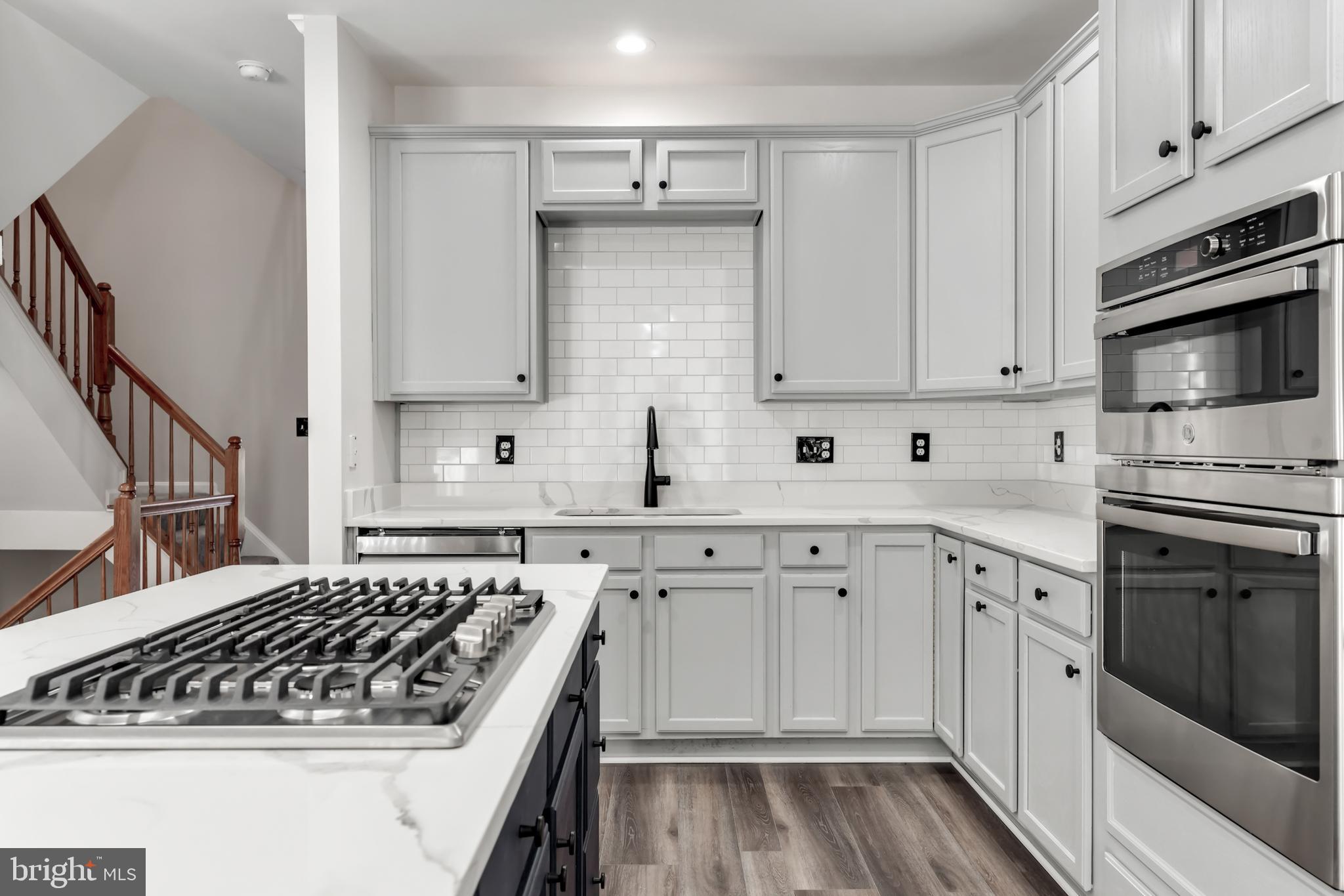 CHAPEL GROVE - Residential Lease