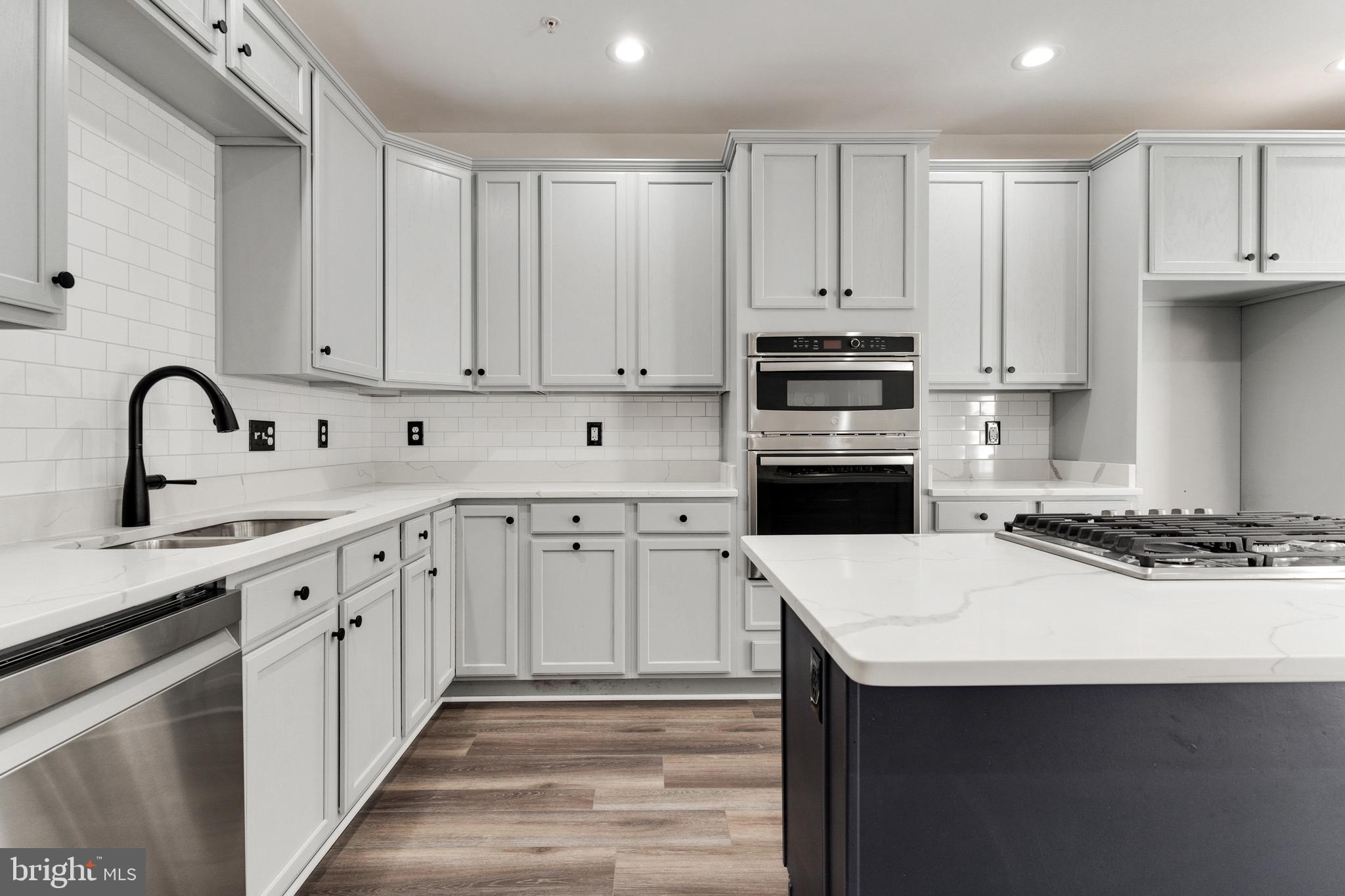 CHAPEL GROVE - Residential Lease