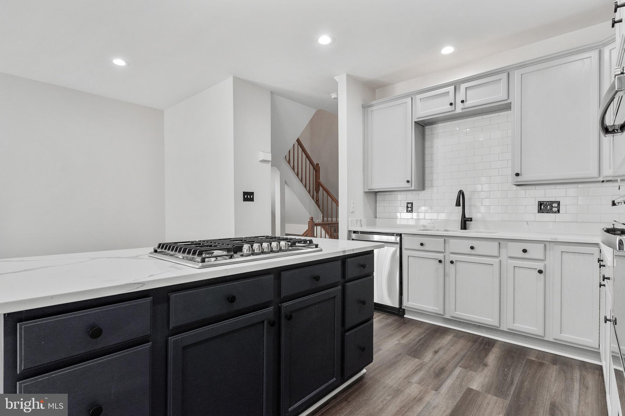 CHAPEL GROVE - Residential Lease