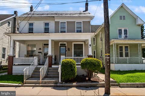 Townhouse For Sale - 60 E Maple Street<br/> DALLASTOWN, PA 17313