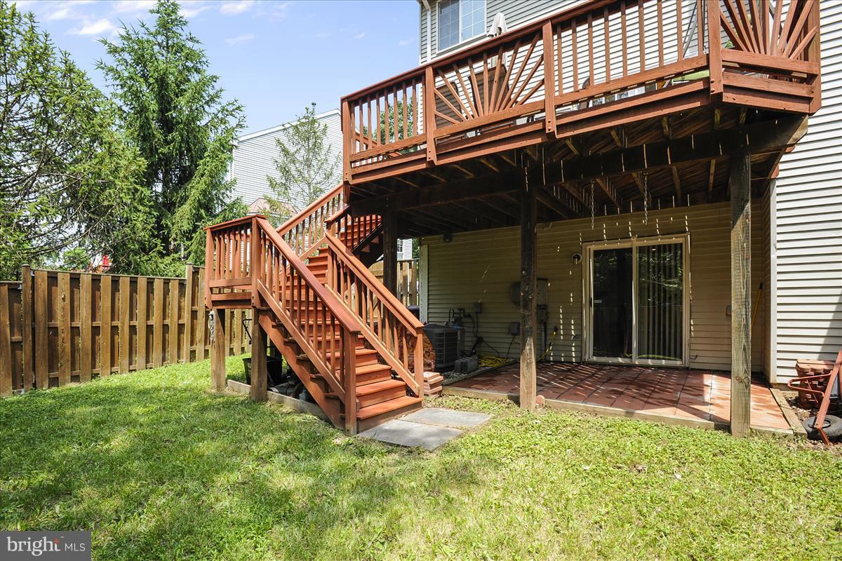 ASHBURN FARM - Residential