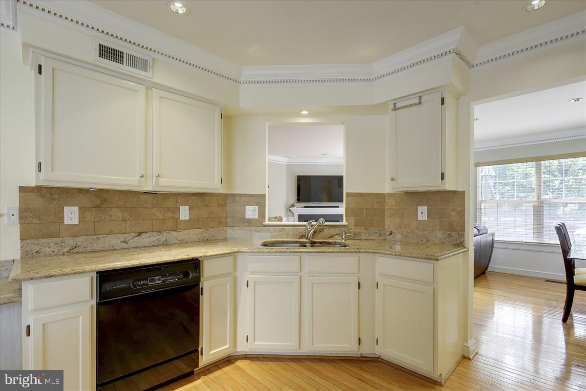 ASHBURN FARM - Residential