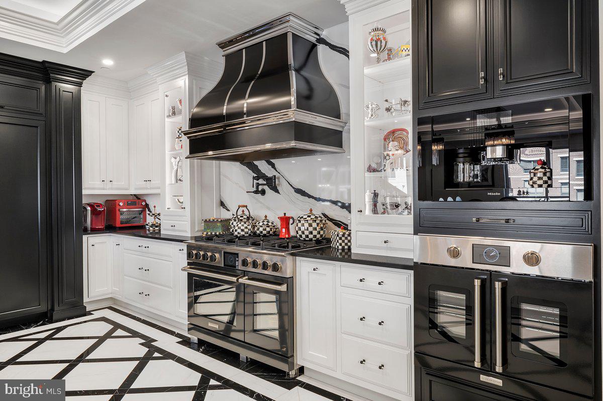 GRANDVIEW AT ANNAPOLIS TOWNE CENTRE - Residential