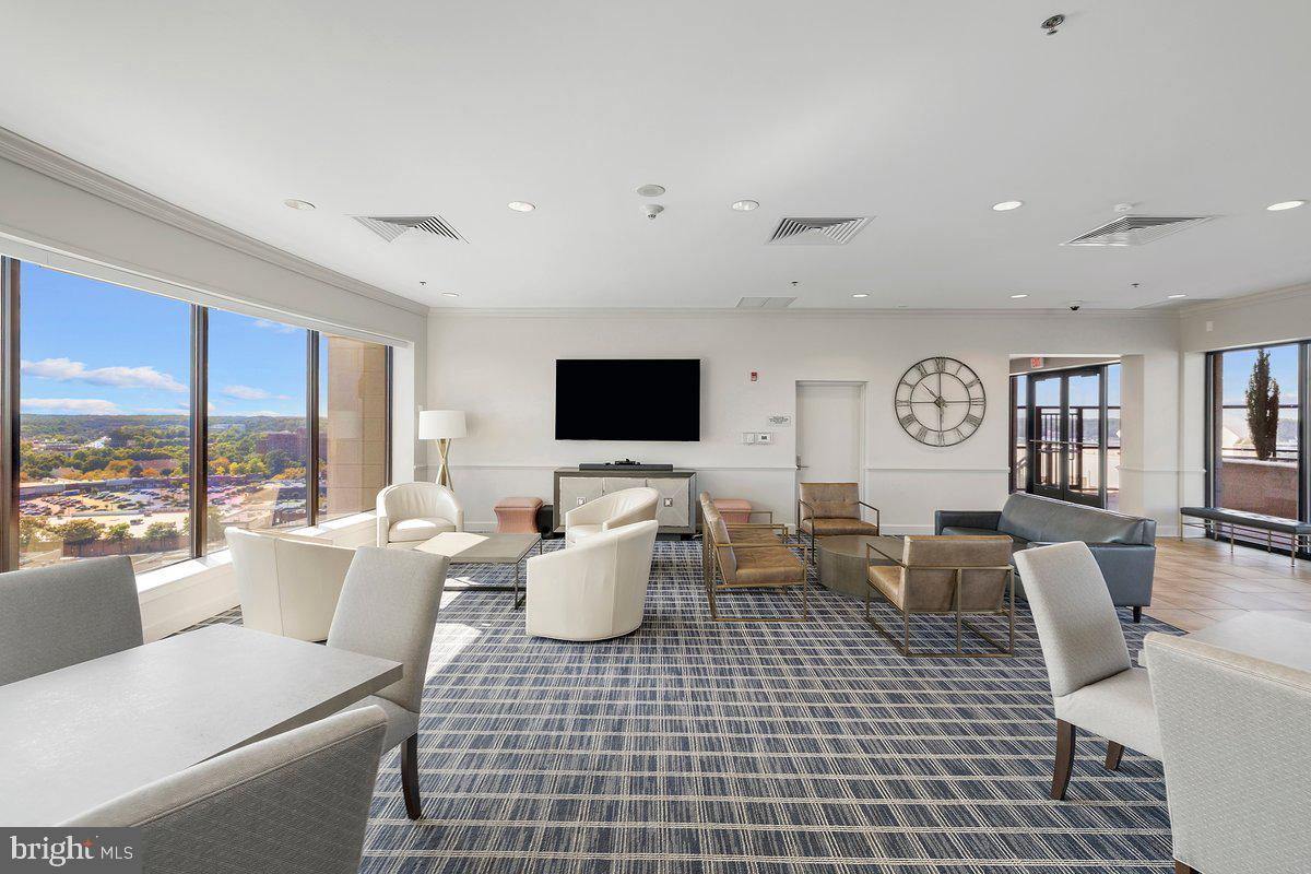 GRANDVIEW AT ANNAPOLIS TOWNE CENTRE - Residential