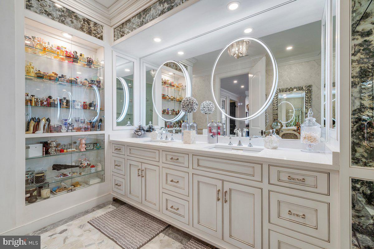 GRANDVIEW AT ANNAPOLIS TOWNE CENTRE - Residential