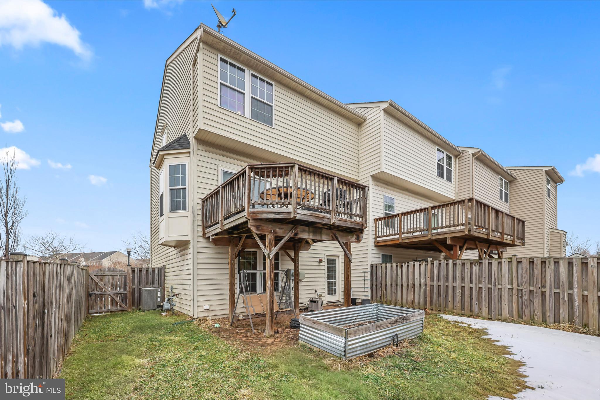 VILLAGES OF WELLINGTON - Residential