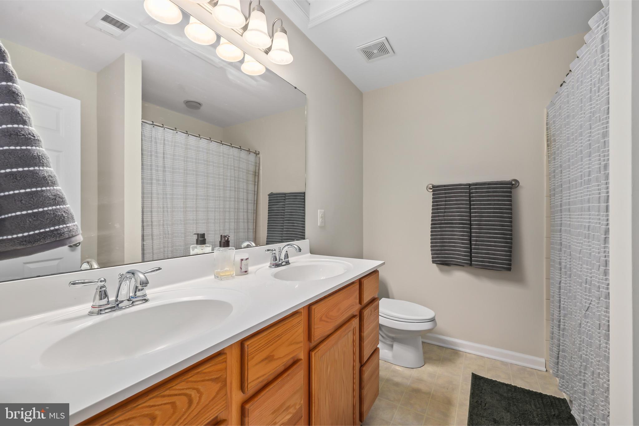 VILLAGES OF WELLINGTON - Residential