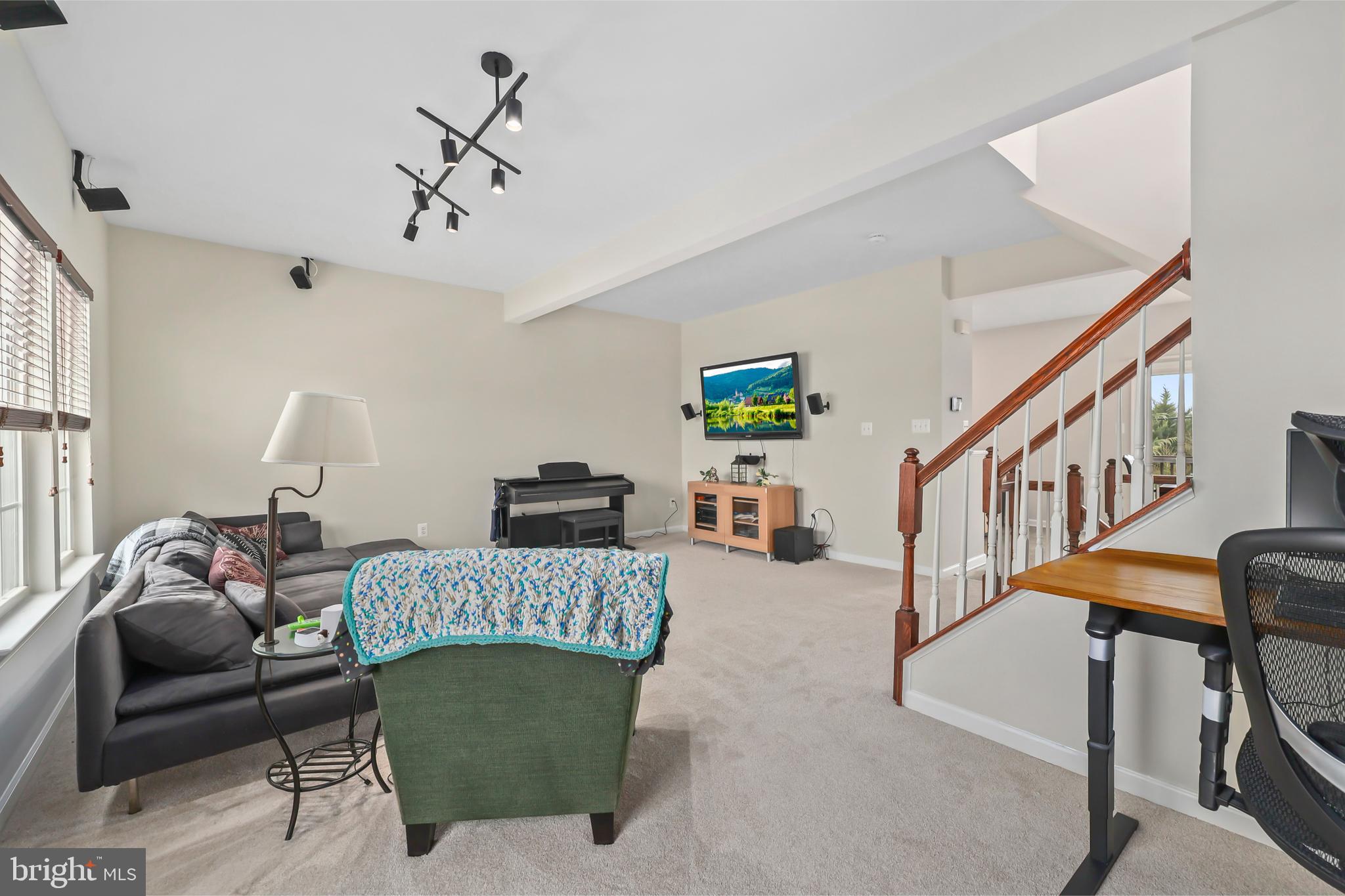 VILLAGES OF WELLINGTON - Residential