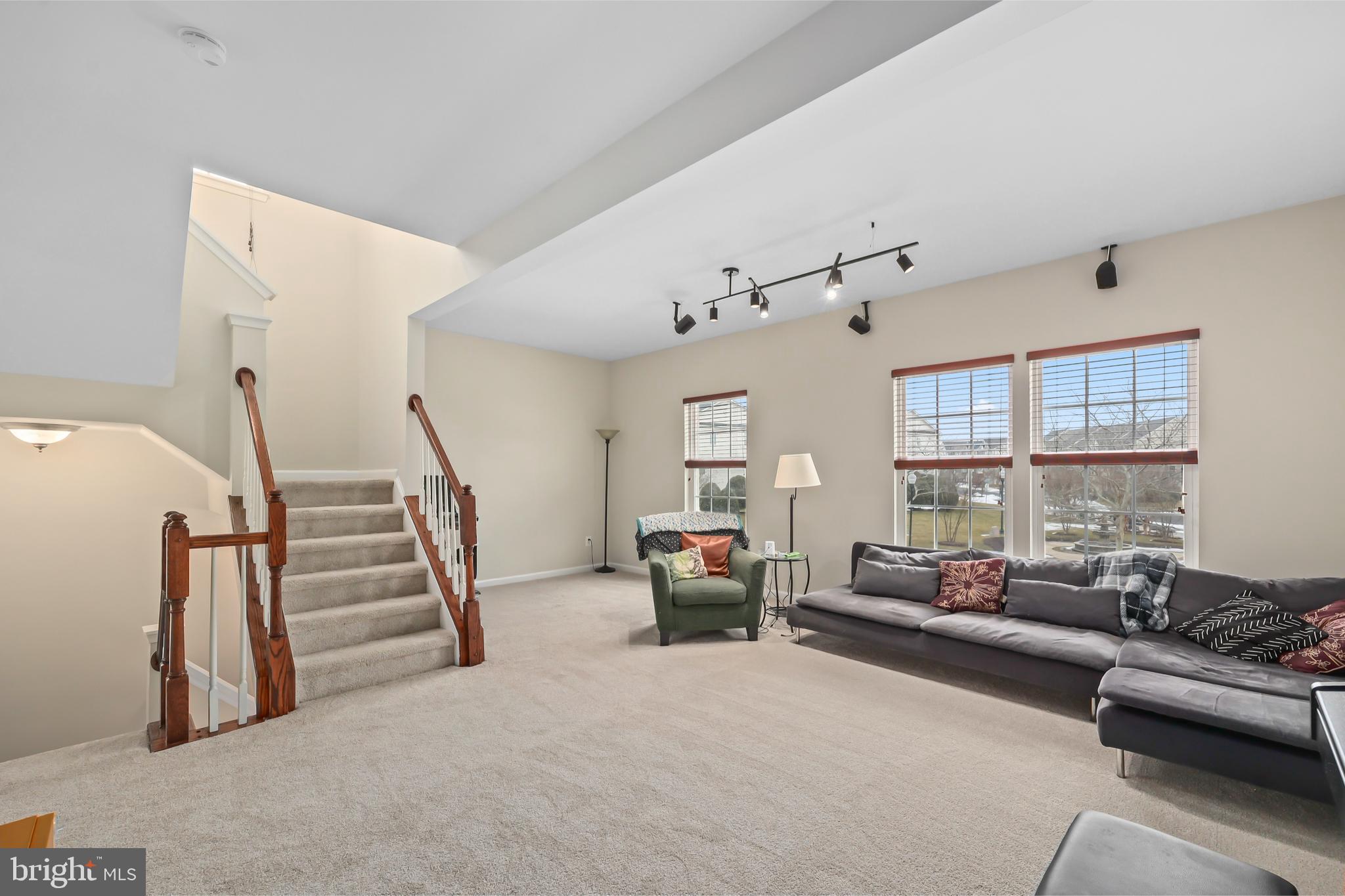 VILLAGES OF WELLINGTON - Residential