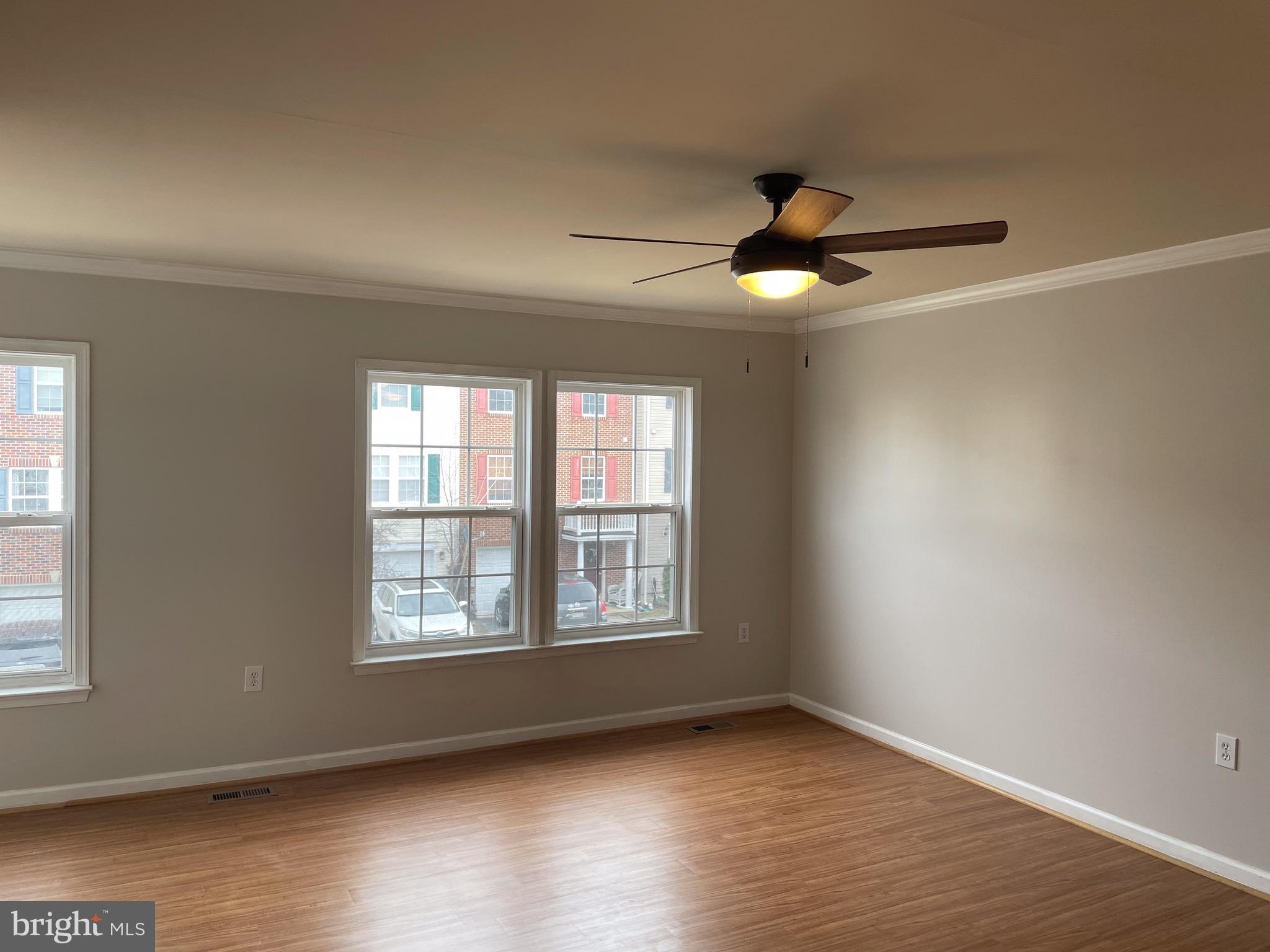 COUNTY GREEN - Residential Lease