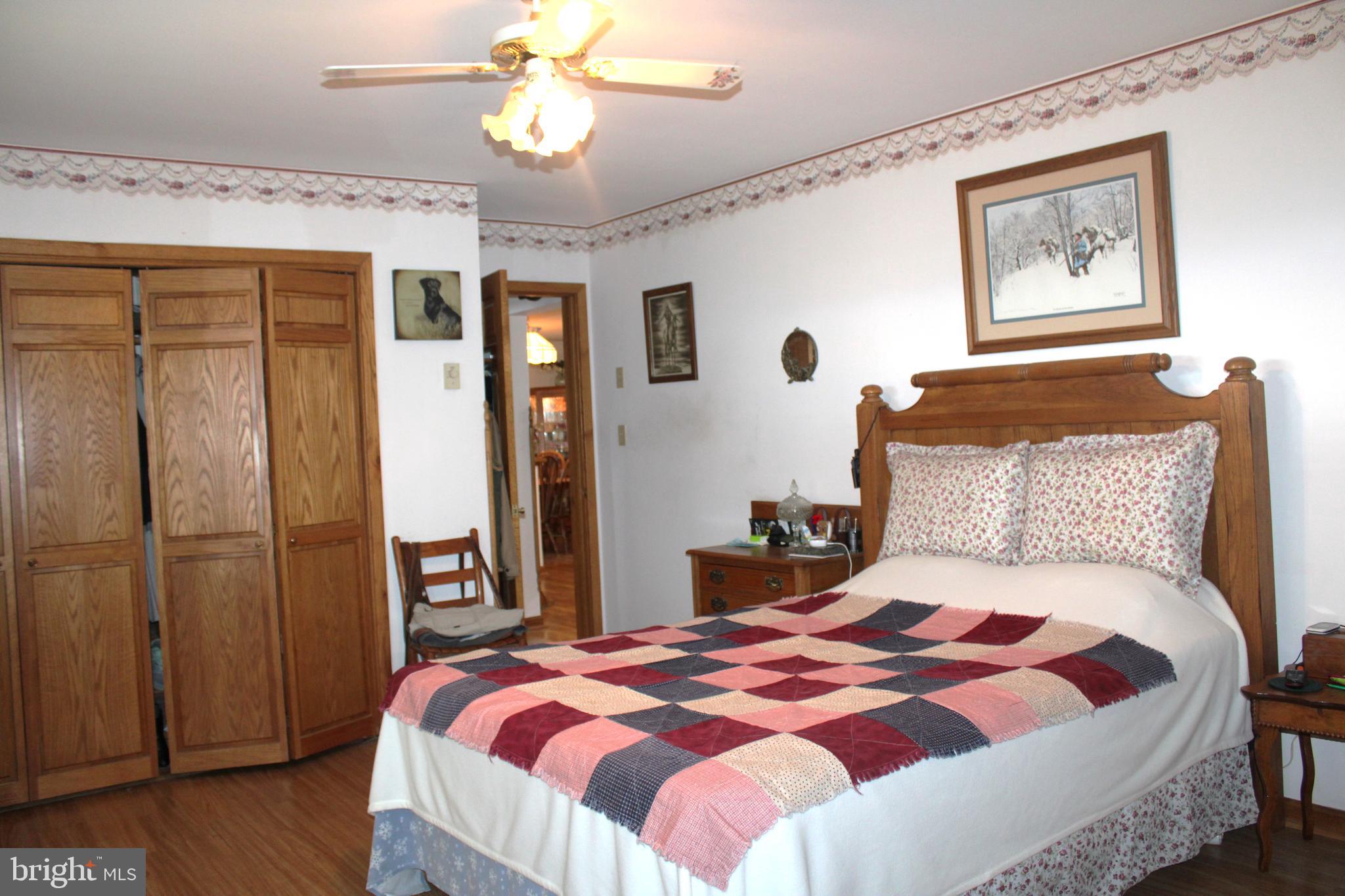 THE PINNACLE - Residential