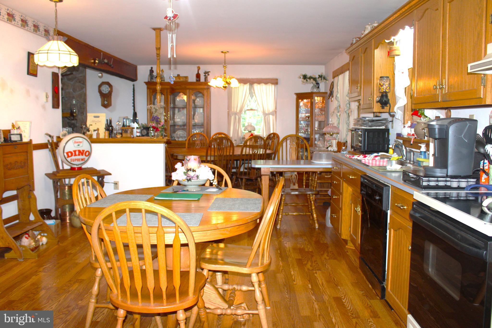 THE PINNACLE - Residential