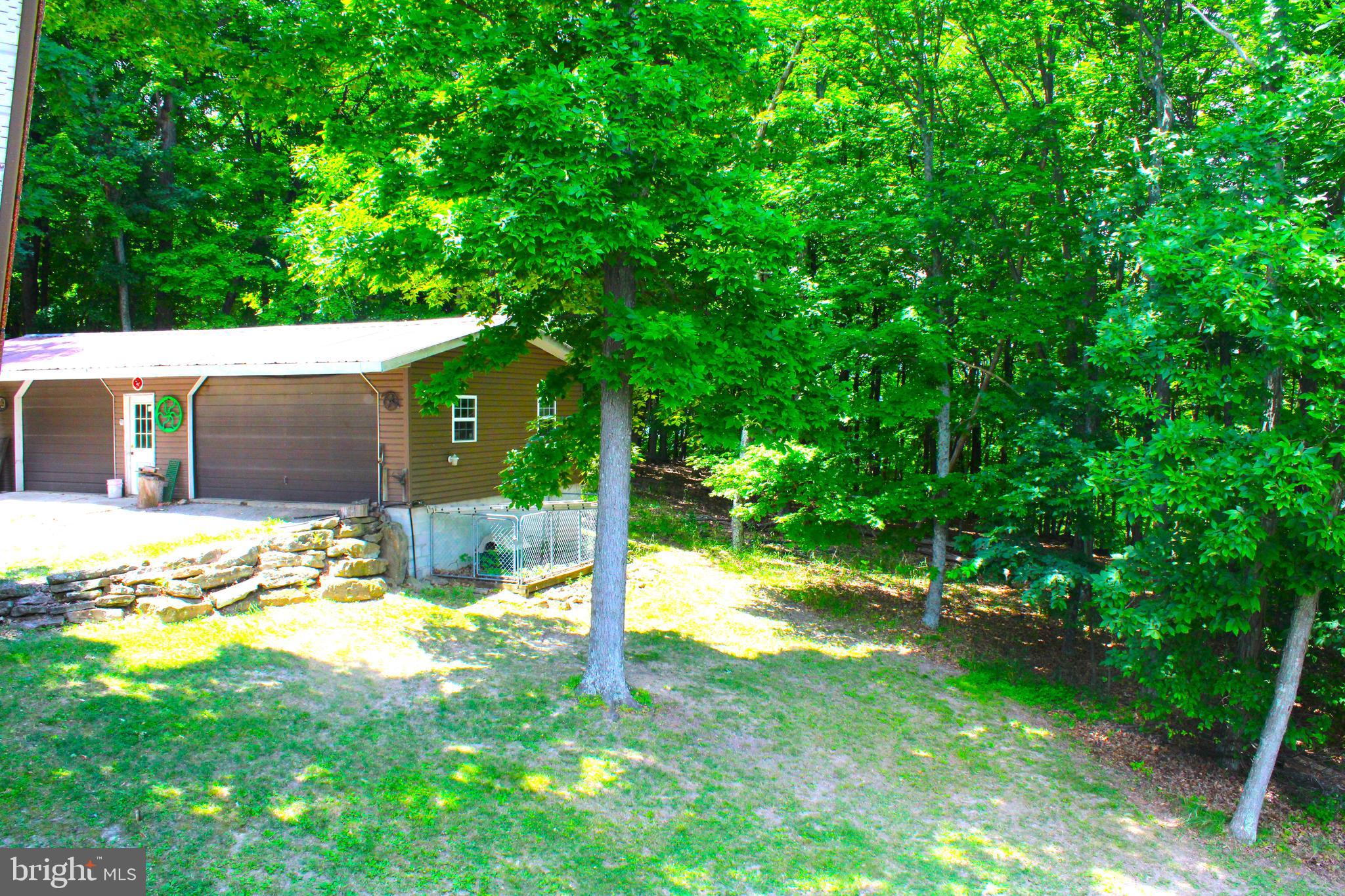 THE PINNACLE - Residential