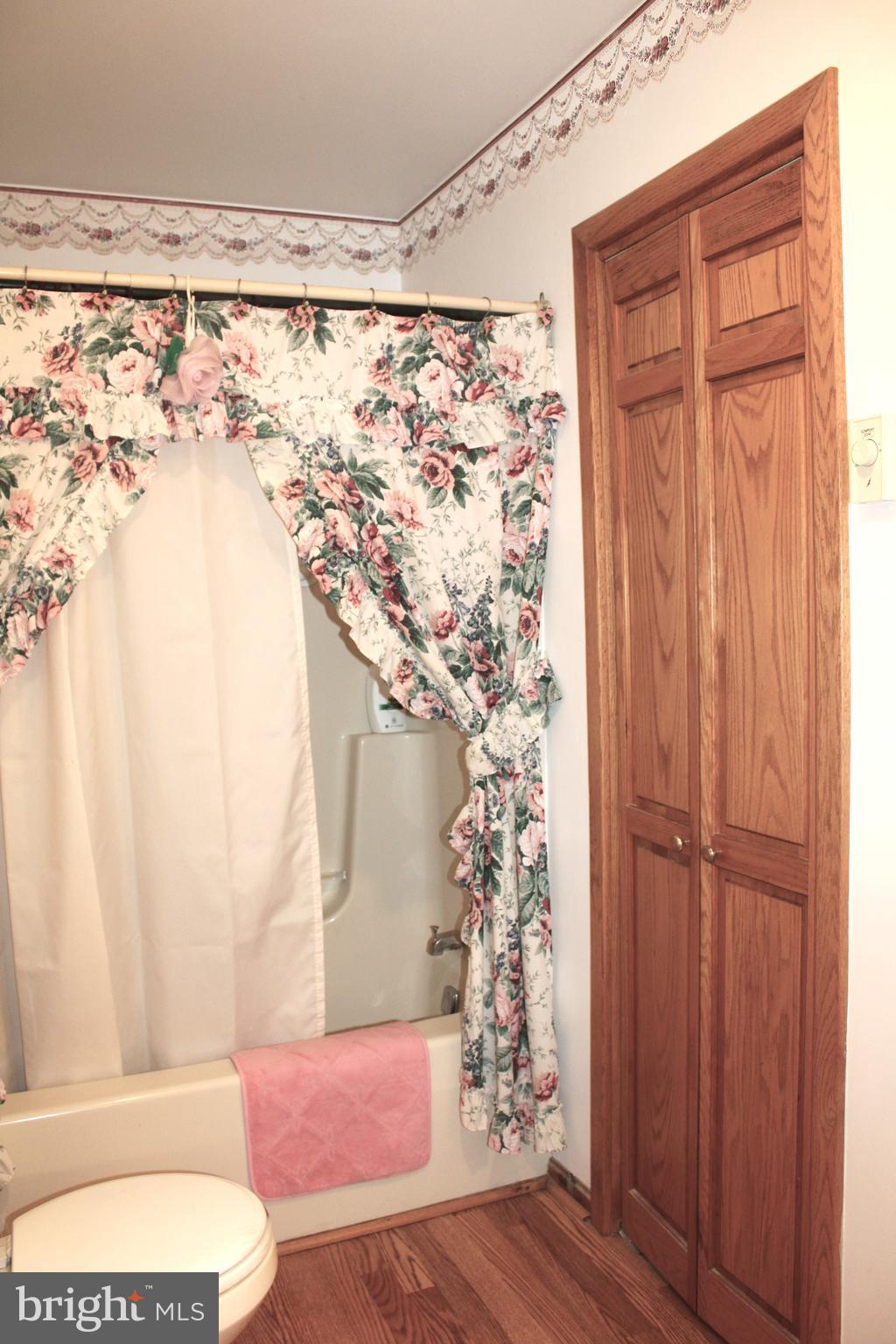 THE PINNACLE - Residential