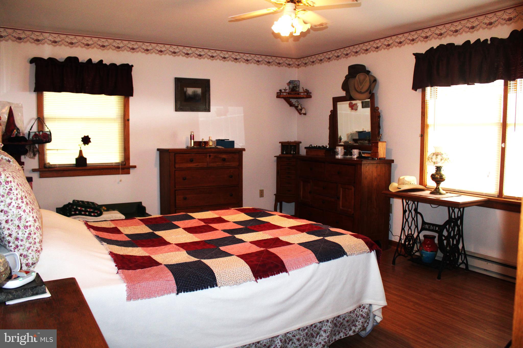 THE PINNACLE - Residential