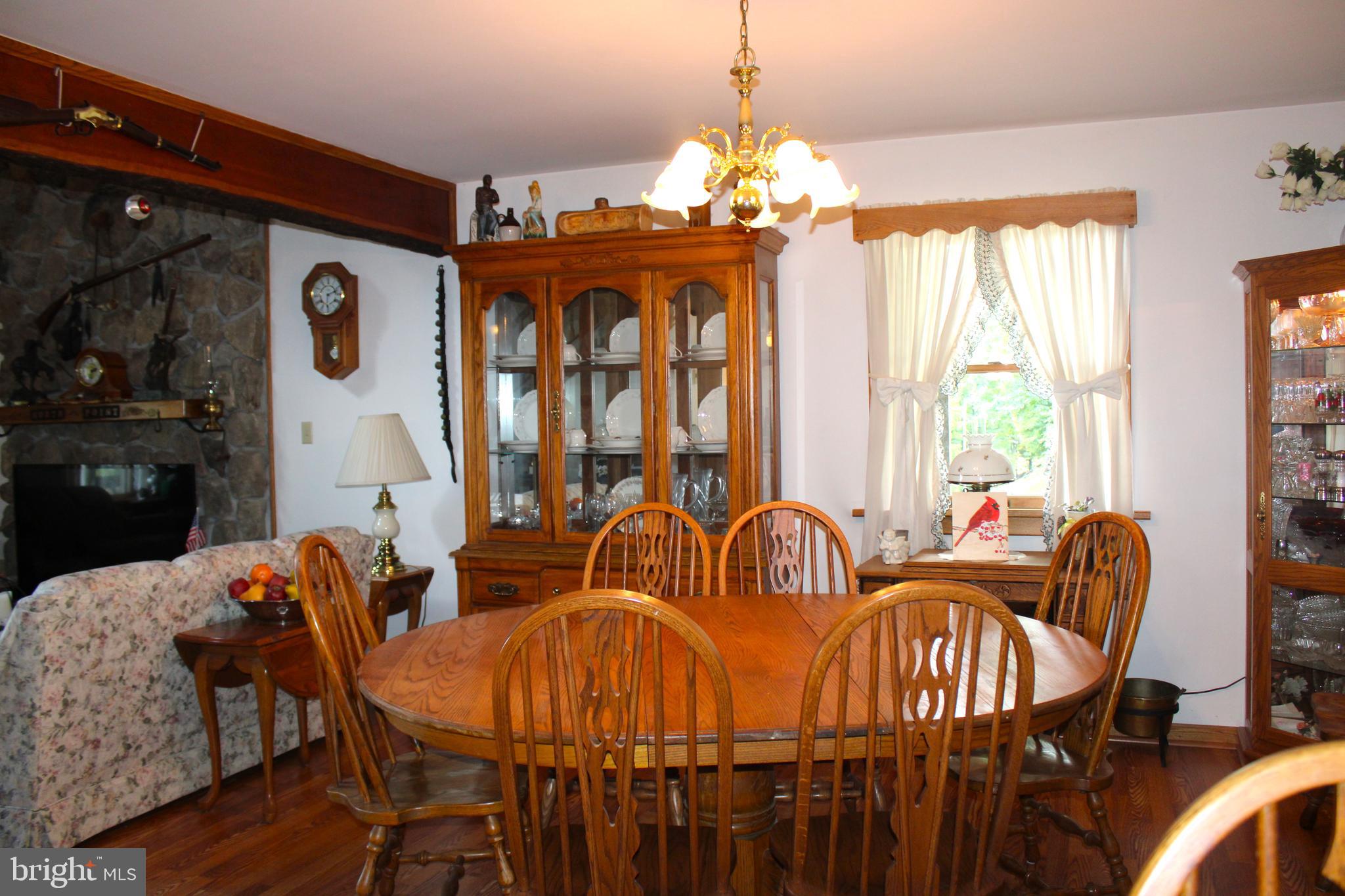 THE PINNACLE - Residential